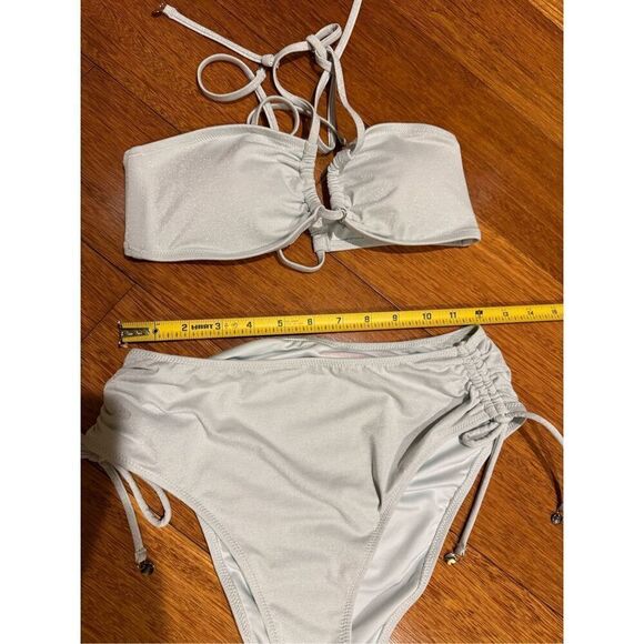 Victoria’s Secret Metallic Winter Ice Blue Bikini Set Top S, Bottom Sz M - Picture 7 of 10